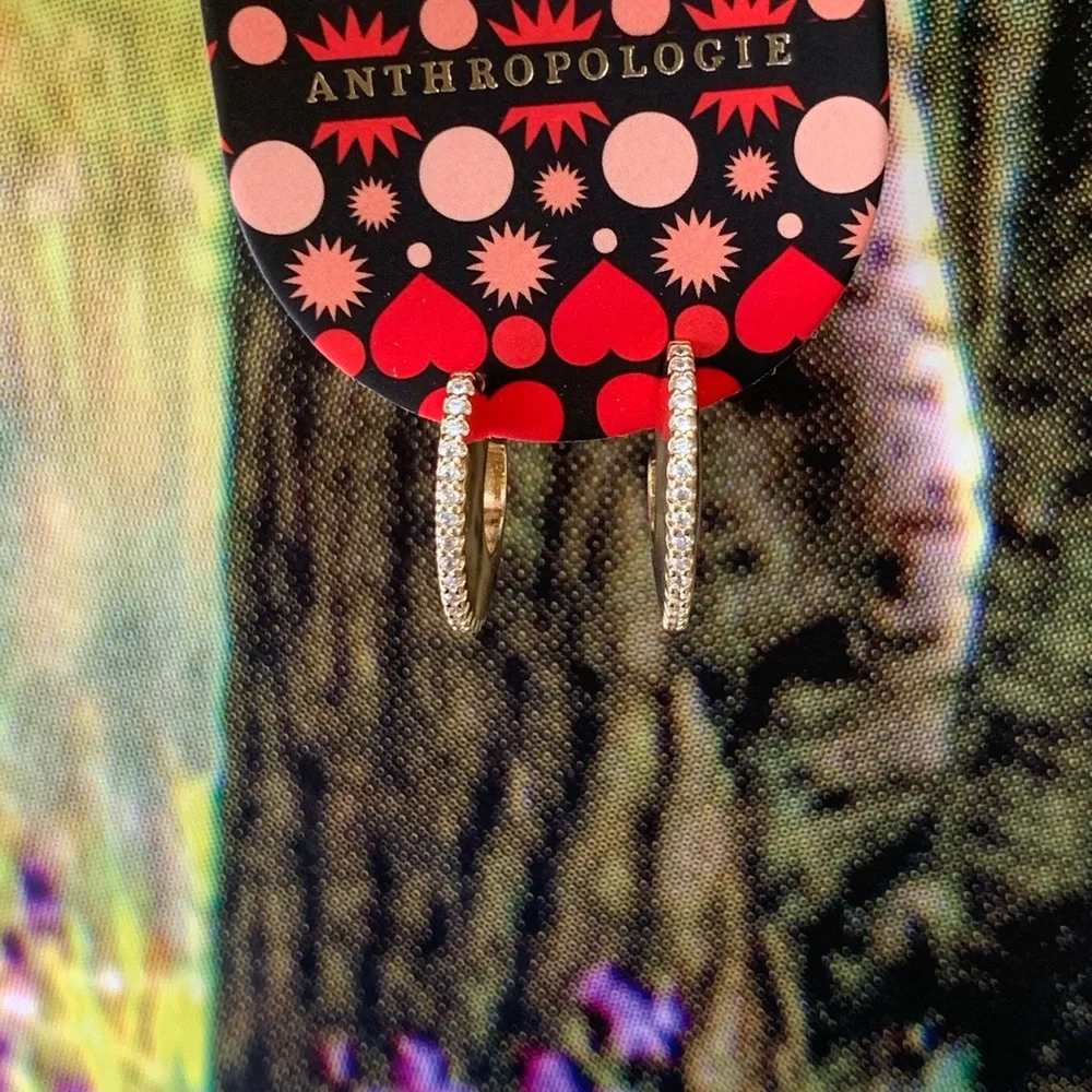 Anthropologie Ridged crystal huggie hoop earring - Picture 10 of 16